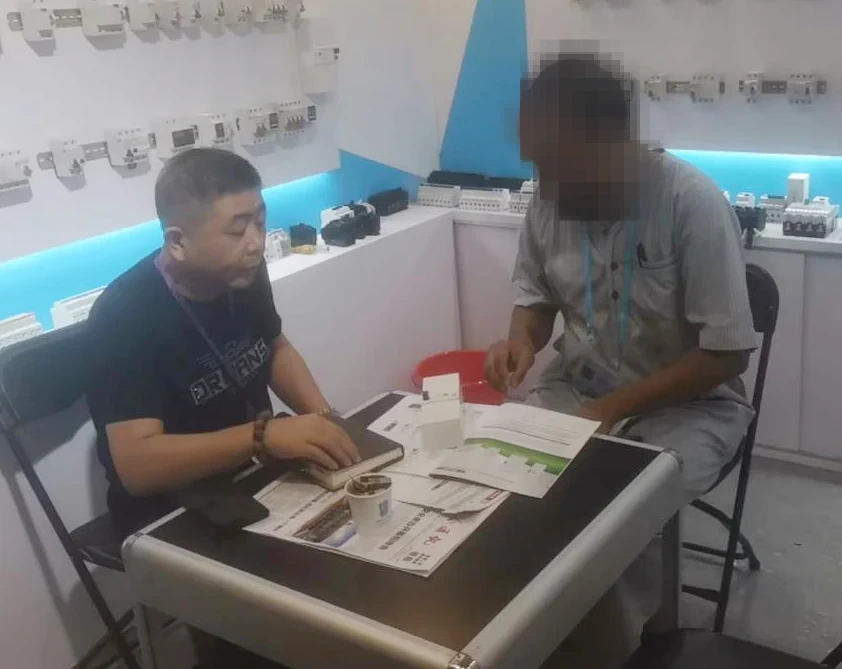 Re: 136 'кантон жәрмеңкесі сәтті өтті